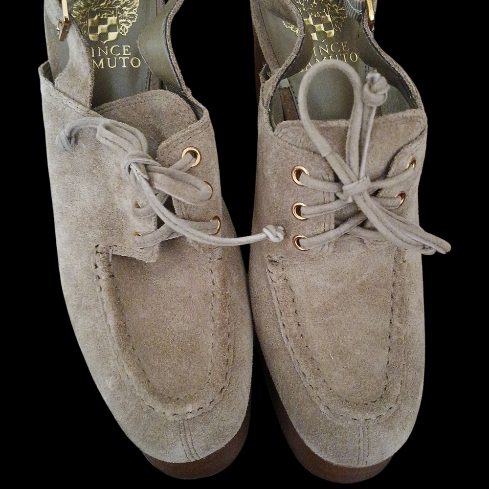 Vince Camuto Women's Tan Suede Boat Shoes